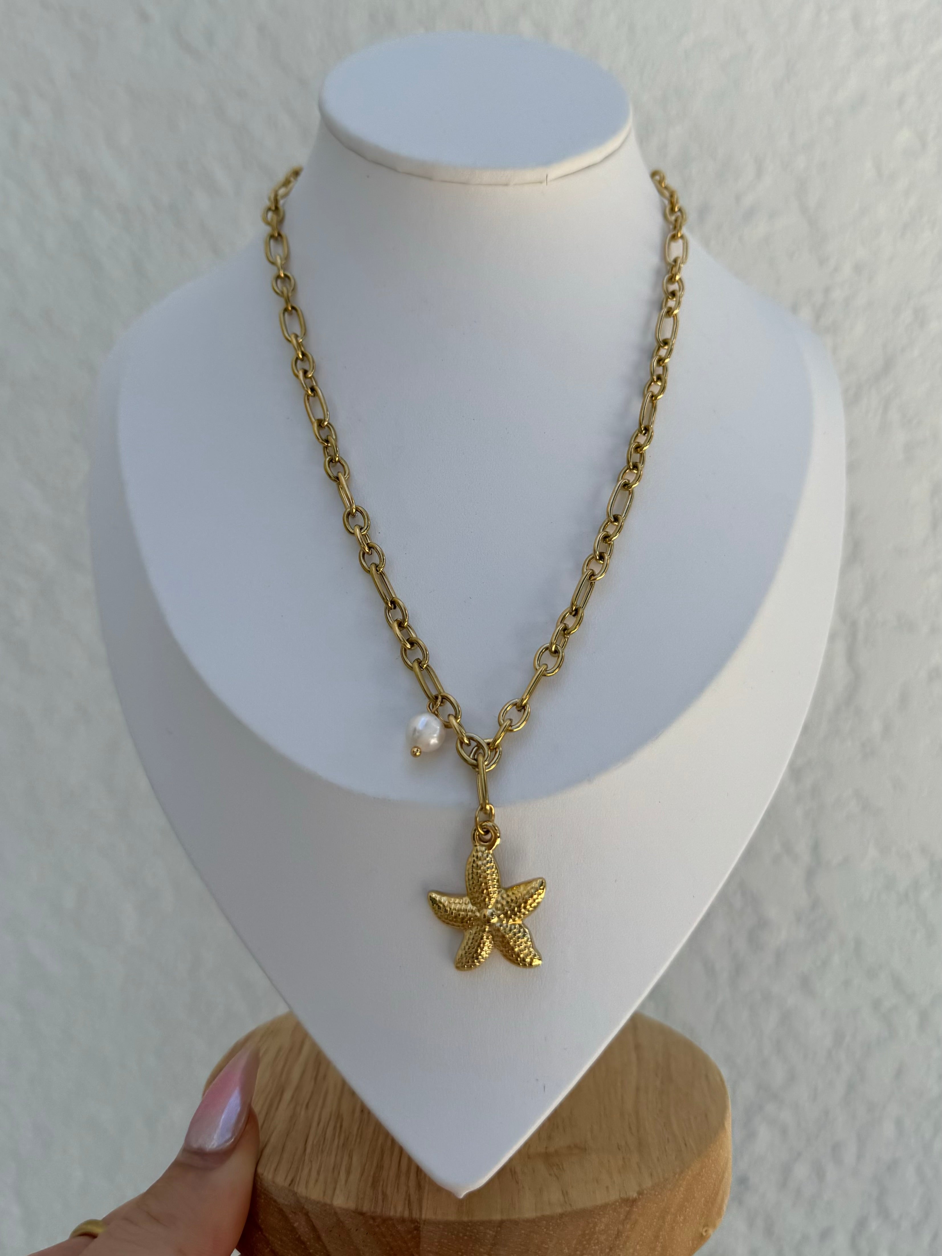 STARFISH PEARL NECKLACE