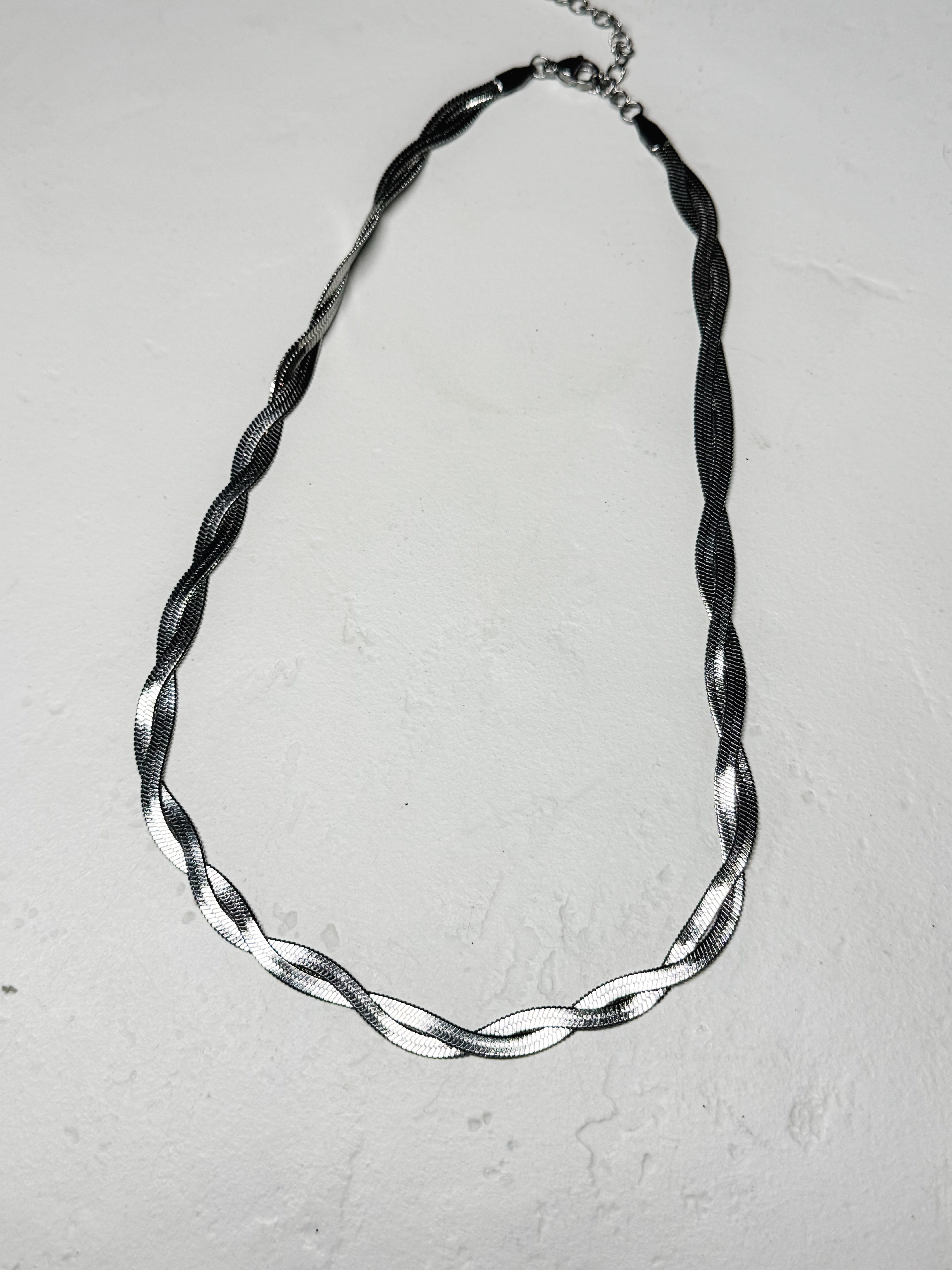 BRAIDED HERRINGBONE NECKLACE